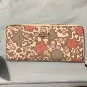 🆕NEW coach cute print long wallet
